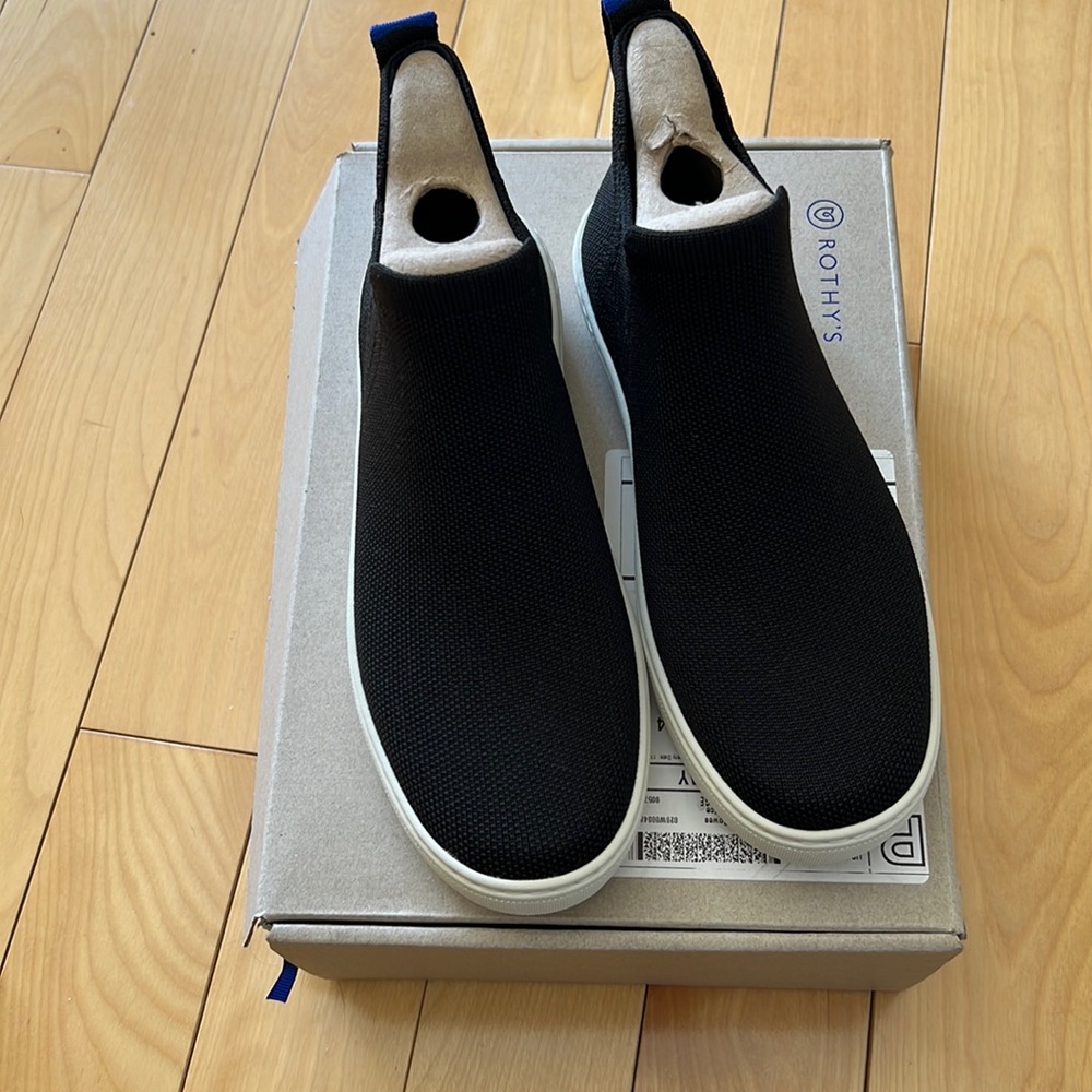 Rothy’s Black Chelsea Boots Size 7